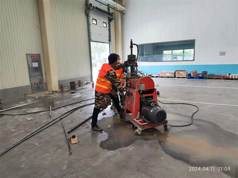 泉州厂房地面下沉塌陷注浆加固施工